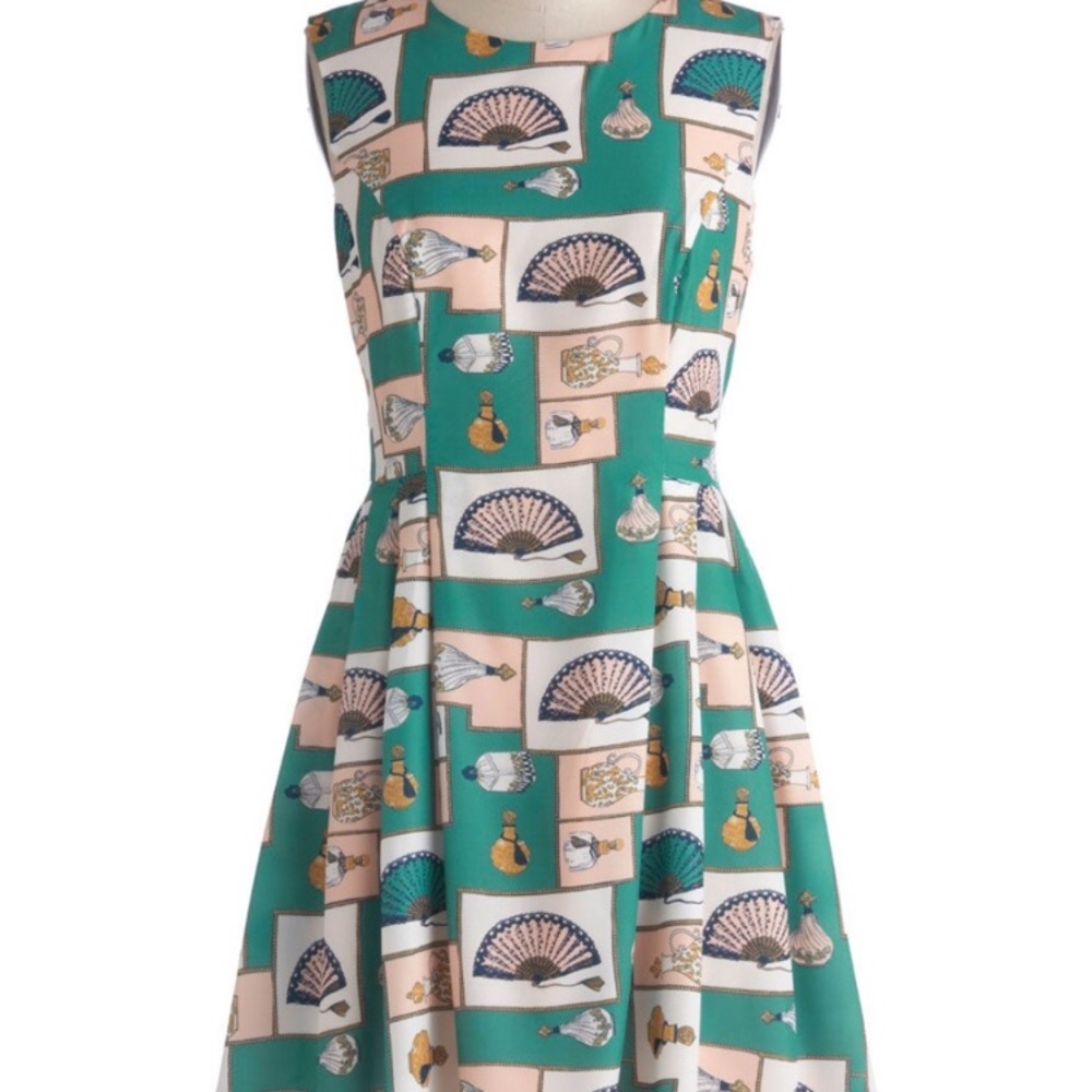 ModCloth scents of style dress